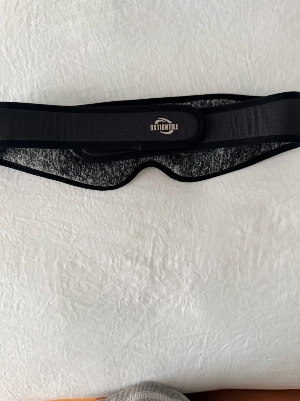 OXTONTILE 3D Heat Visible Eye Mask - Black with Orange Accent